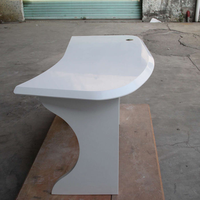 Mobilier de bureau moderne en Corian blanc Surface solide sur mesure Bureaux pour employés Table de jeux pour la maison
