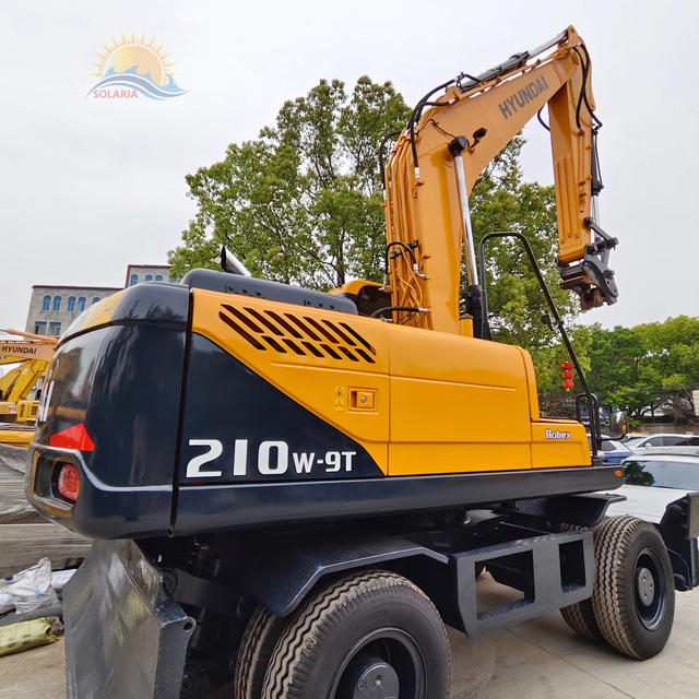 Good Condition Hyundai 21 Ton Wheeled Excavator Second-hand Hyundai 210w-9 210-9 Wheel Excavator for Sale