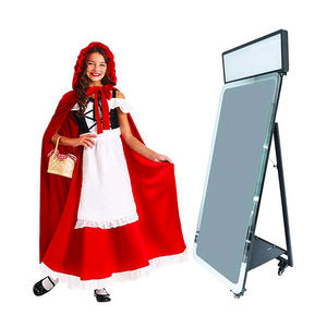 Cabina de Fotos con Espejo Mágico de Diseño de Globo, Cámara Retro con Marco de Madera Dorado Metálico, Equipo Profesional para Eventos en Alquiler - Product Image 6