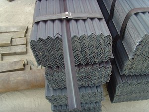 Prix de l'angle en acier doux laminé à chaud <span class=keywords><strong>50x50</strong></span>, barre d'angle en acier égal 50mm 50x50x4 à 45 degrés - Product Image 5