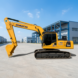 รถขุดตีนตะขาบขนาดกลาง Komatsu PC220-8 มือสอง 20 ตัน พร้อมเครื่องยนต์ Cummins ชั่วโมงการใช้งานต่ำ มีสินค้าพร้อมส่ง - Product Image 1