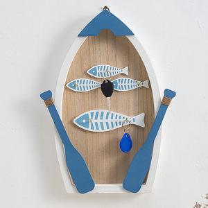 Porta Llaves de Pared con Diseño de Barco Mediterráneo y Peces, 23x21cm, Organizador de Entrada, Estante Decorativo de Madera MDF - Product Image 1