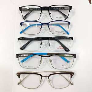 กรอบแว่นสำหรับผู้ชายกรอบสี่เหลี่ยมแบบธุรกิจทำจากโลหะผสม - Product Image 3