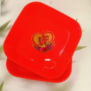 Plato cuadrado rojo para frutas para ocasiones festivas, bandeja de aperitivos para la sala de estar, plato para compromisos con el símbolo de la "doble felicidad" - Product Image 1