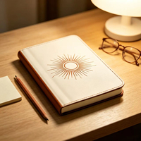 Carnet à Couverture Souple Ton Clair avec Motif Soleil en Relief – Journal Intime pour Bureau, Étudiant, Quotidien, Voyage et Enregistrement des Écritures