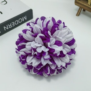 Flor Artificial de Tela Marrón y Blanca Hecha a Mano para Decoración de Bodas y Fiestas, Margarita de Seda de 6.5 Pulgadas - Product Image 3