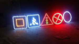 لافتة إيقاف LED تعمل بالطاقة الشمسية 24 و30 بوصة مضيئة من الألومنيوم مخصصة للسلامة المرورية مع إضاءة وامضة - Product Image 6