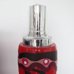 Botellas y accesorios acrílicos personalizados de gran tamaño para el cuidado de la piel - Product Image 5