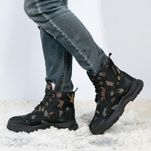 Bottes d'hiver camouflage en fourrure, antidérapantes, à talon moyen, unisexes, pour l'extérieur - Product Image 4