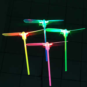 Juguetes de Libélula LED Brillantes, Paracaídas Luminoso Volador, Juguetes Luminosos para Niños, Juguete de Libélula Brillante - Product Image 2