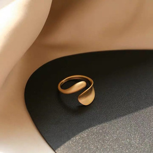 Bague d'ouverture irrégulière Ins Simple géométrique or bague d'ouverture irrégulière bijoux pour fille - Product Image 1