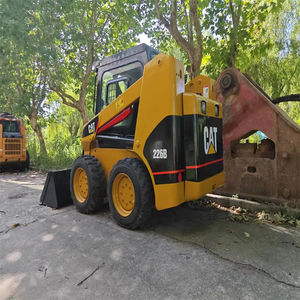 Chargeuse sur pneus Caterpillar Cat 226 d'occasion 2021 à prix abordable avec moteur, pompe, charge nominale de 680 kg, puissance de 46 kW - Product Image 1