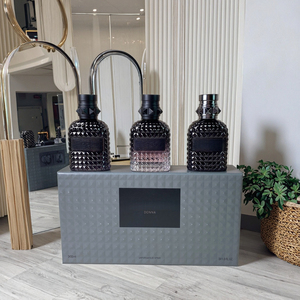 Chất Lượng Cao Gốc Hoa Eau De Parfum Phun Lâu Dài Du Lịch Kích Thước Nước Hoa Cho Nam Giới Trong Kho Trong Hoa Kỳ - Product Image 2