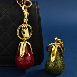 Porte-clés en métal 3D mignon fraise avocat, pendentif scintillant, mousqueton, breloque pour clés - Product Image 3