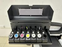 Printer UV Flatbed A2 4050 dengan Efek Varnish Emboss dan Pencetakan Langsung Kayu dengan Silinder Rotary