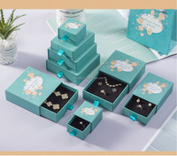 Boîte d'emballage de bijoux personnalisée avec logo de luxe, bracelet, collier, bague, boucles d'oreilles, matériaux recyclés, carton rigide, éponge, fabrication artisanale