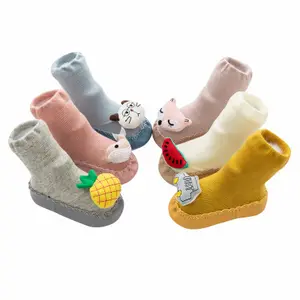 新款上市卡通娃娃针织可爱动物拖鞋学步短袜真皮鞋底儿童防滑婴儿鞋袜