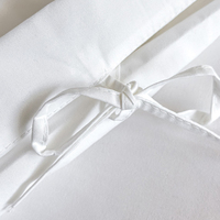 Parure de lit 4 pièces en coton 100% brodé blanc pur, style simple, pour hôtel 5 étoiles et gîte, comprenant housse de couette et drap.