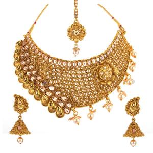 gold kundan jewellery sets 