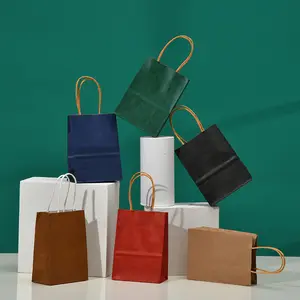 Bolsa impermeable biodegradable personalizada para envolver regalos, bolsas de papel recicladas para ropa, zapatos, zapatos para correr de cartón de papel Kraft para hombres