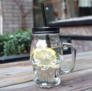 Botella de vidrio en forma de <span class=keywords><strong>calavera</strong></span> 16oz 480ML Taza de mueca Frasco de vidrio para beber Frasco de vidrio con asa y tapa - Product Image 2