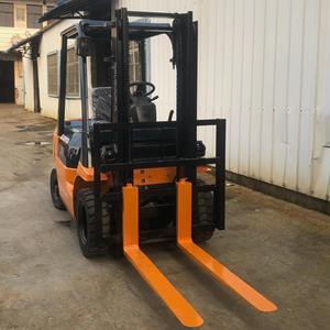 Chariot élévateur diesel Toyota d'occasion 3 tonnes, mât à deux étages, couleur orange, certifié, avec inspection vidéo pour rapport - Product Image 6