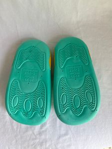 Pantofole Green Bear Face da donna estive antiscivolo con punta aperta e suola in PVC EVA, taglia 24-35 - Product Image 5