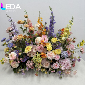 LEDA - Camino de Flores de Alta Calidad para el Pasillo de Boda, Inspiración Floral para el Pasillo, Camino de Flores para Decoración de Bodas - Product Image 1
