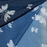 Tissu denim imprimé papillon écologique 100 % Lyocell, léger, souple et résistant à la décoloration pour filles, 300 m MOQ OEM