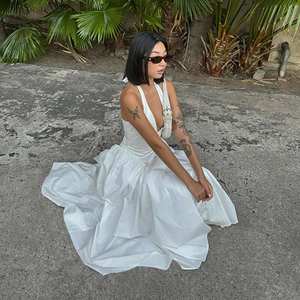 Ghh9693-فستان صيفي مثير برقبة على شكل حرف V معلق برقبة نقية فستان أبيض للرغبة - Product Image 3