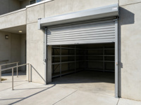Porte à enroulement en aluminium anti-oxydation, design minimaliste, utilisation en supermarché, longue durée de vie, pour projets en zones côtières humides