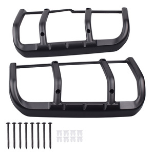 Kit de couvercles de feux arrière Land Rover, paire en plastique, fixation par vis, 1999-2004 - Product Image 2