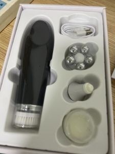 Appareil de nettoyage du visage à détection de chaleur, nettoyeur de pores, instrument de lavage du visage électrique, appareil de massage thermique pour le visage et les yeux à usage domestique - Product Image 6