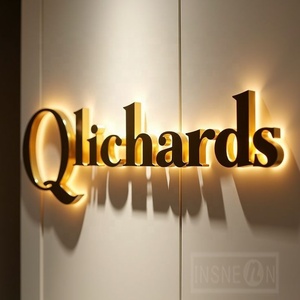 Letrero Luminoso LED con <span class=keywords><strong>Diseño</strong></span> de Logotipo de Empresa Personalizado, Letras Metálicas con Canal Retroiluminado 3D, Espejo Dorado para Interiores de Oficina o Negocios - Product Image 3