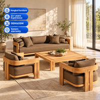 Ensemble de canapés de salon modernes en bois massif rembourrés, table basse et fauteuils avec sièges rembourrés
