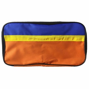 Kit d'outils de nettoyage de voiture 11 pièces : brosse de lavage en microfibre, éponge, serviette, brosse pour jantes, essuie-glace en silicone, sac de rangement - Product Image 3