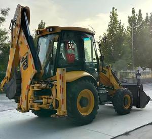Chargeuse-pelleteuse sur pneus d'occasion JCB 3CX de qualité supérieure, machine de construction, chargeuses-pelleteuses d'occasion JCB 3CX en bon état - Product Image 1