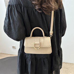 Borsa Quadrata Piccola alla Moda in Materiale PU con Motivo a Pietra - Product Image 4