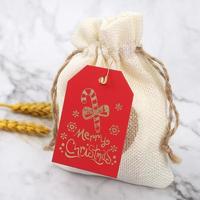 Étiquettes suspendues en papier de Noël et étiquettes cadeaux imprimées UV, écologiques, personnalisables pour vêtements/chaussettes et emballages cadeaux