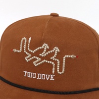 Aanpasbare ongestructureerde 5-delige katoenen twill ademende touw-borduurwerk flat brim petten heren outdoor snapback caps groothandel