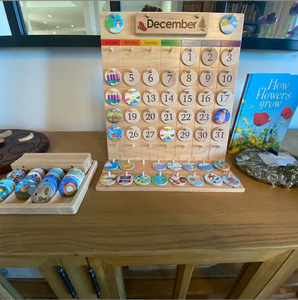 Montessori Enfants Éducation Précoce <span class=keywords><strong>Calendrier</strong></span> Météorologique <span class=keywords><strong>en</strong></span> <span class=keywords><strong>Bois</strong></span> pour Enfants Cadeaux - Product Image 4
