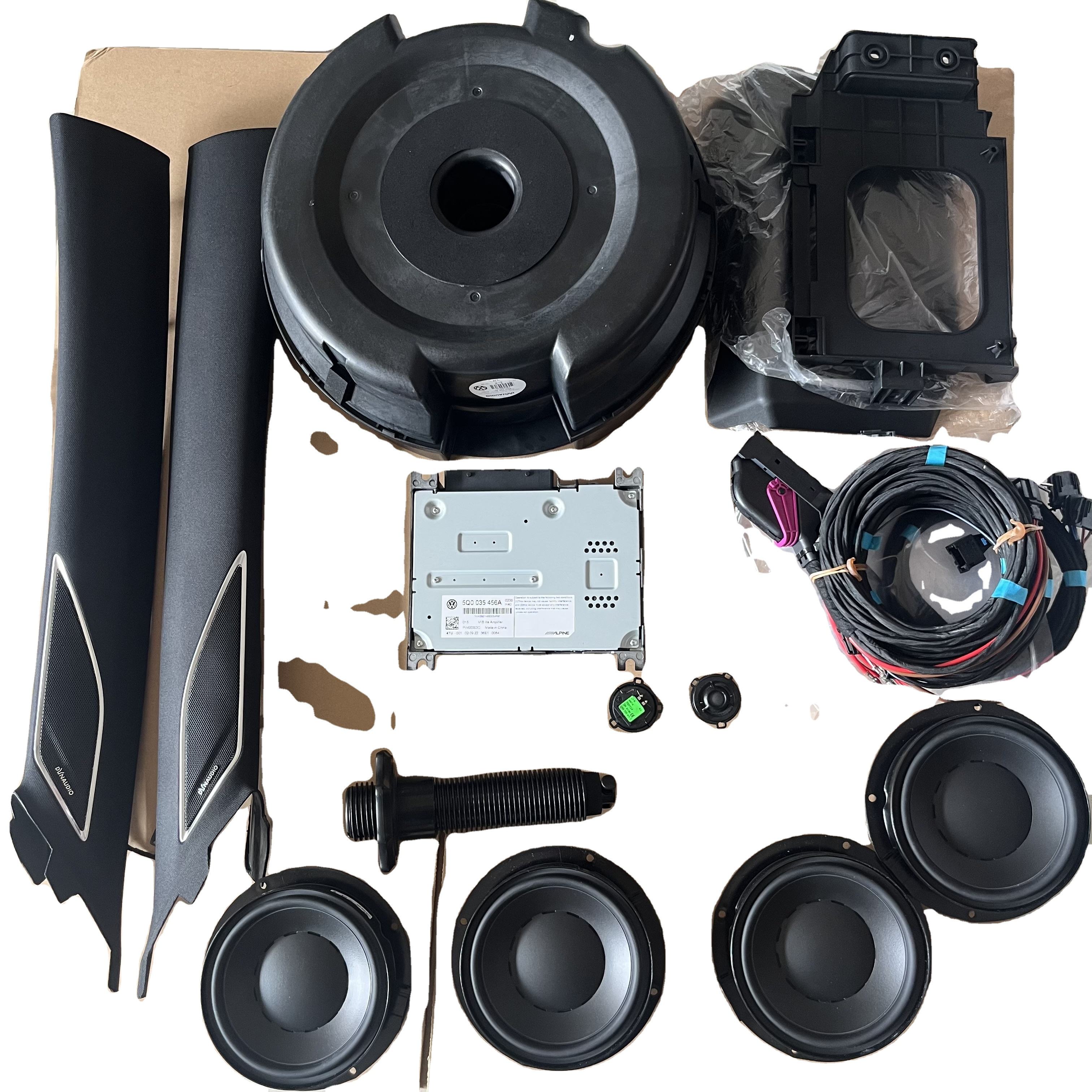 Haut-parleurs audio de voiture Dynaudio Haute sensibilité et qualité