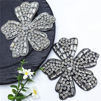 Gillian Patchs floraux 3D thermocollants, grands, faits main, en strass à dos plat avec PVC pour vêtements, robes, brassards et décorations de corsages