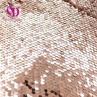 100% Polyester Paillettes Tissu Dense Super Shinny Satin Base Brodé 5mm Paillettes pour Maillots De Bain Festival Décoration