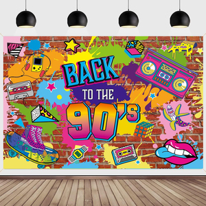 Fondo Fotográfico Retro con Cadena Dorada de Graffiti Hip Hop de los 90, Personalizable para Fiestas de Cumpleaños - Product Image 3