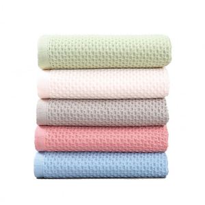 Serviette de bain en tissu gaufré 100% coton, serviette artisanale de qualité supérieure - Product Image 1