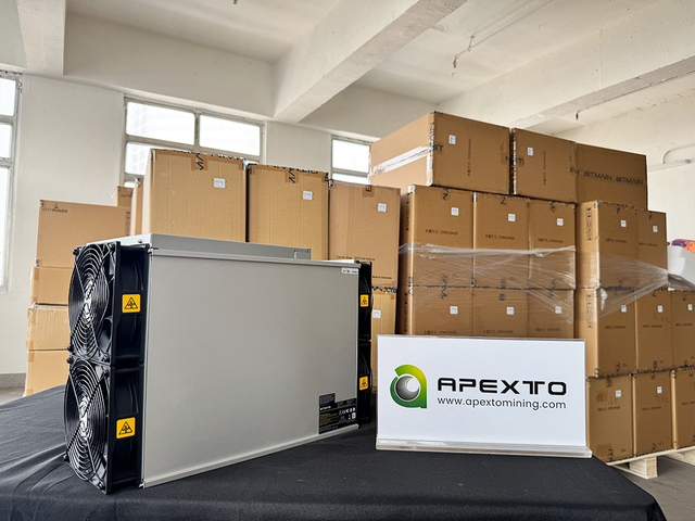 Bitmain Antminer S23 Mix 296-318TH/s Hot Sale Miner 11J/TH High Performance BTC Asic 3498W Hosting Service 2026