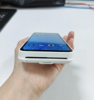 Terminal de point de vente (PDV) portable industriel robuste avec écran tactile de 6,5 pouces, Android 13, lecteur de codes-barres 1D/2D pour la vente au détail