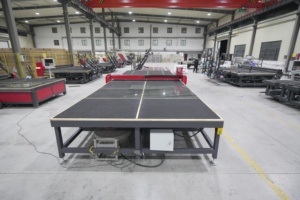Máquina de Corte de Vidrio CNC EWORLD, Cortadora de Vidrio Plano Automática de Alta Precisión con Motor y Caja de Cambios - Product Image 5