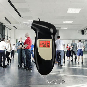 FZCENTER AD3000 Mini Bafômetro <span class=keywords><strong>Digital</strong></span> Portátil Chaveiro com Bateria AA Sensor Preto Tempo de Resposta de 10s para Detecção de Embriaguez - Product Image 3